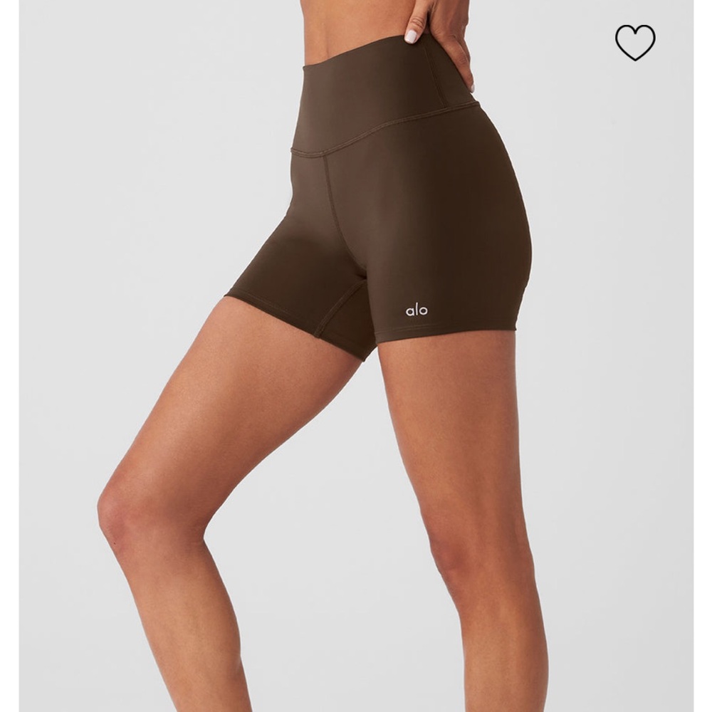 ALO Yoga 5” Airlift Energy High-Rise Espresso Bike Shorts - Picture 4 of 8